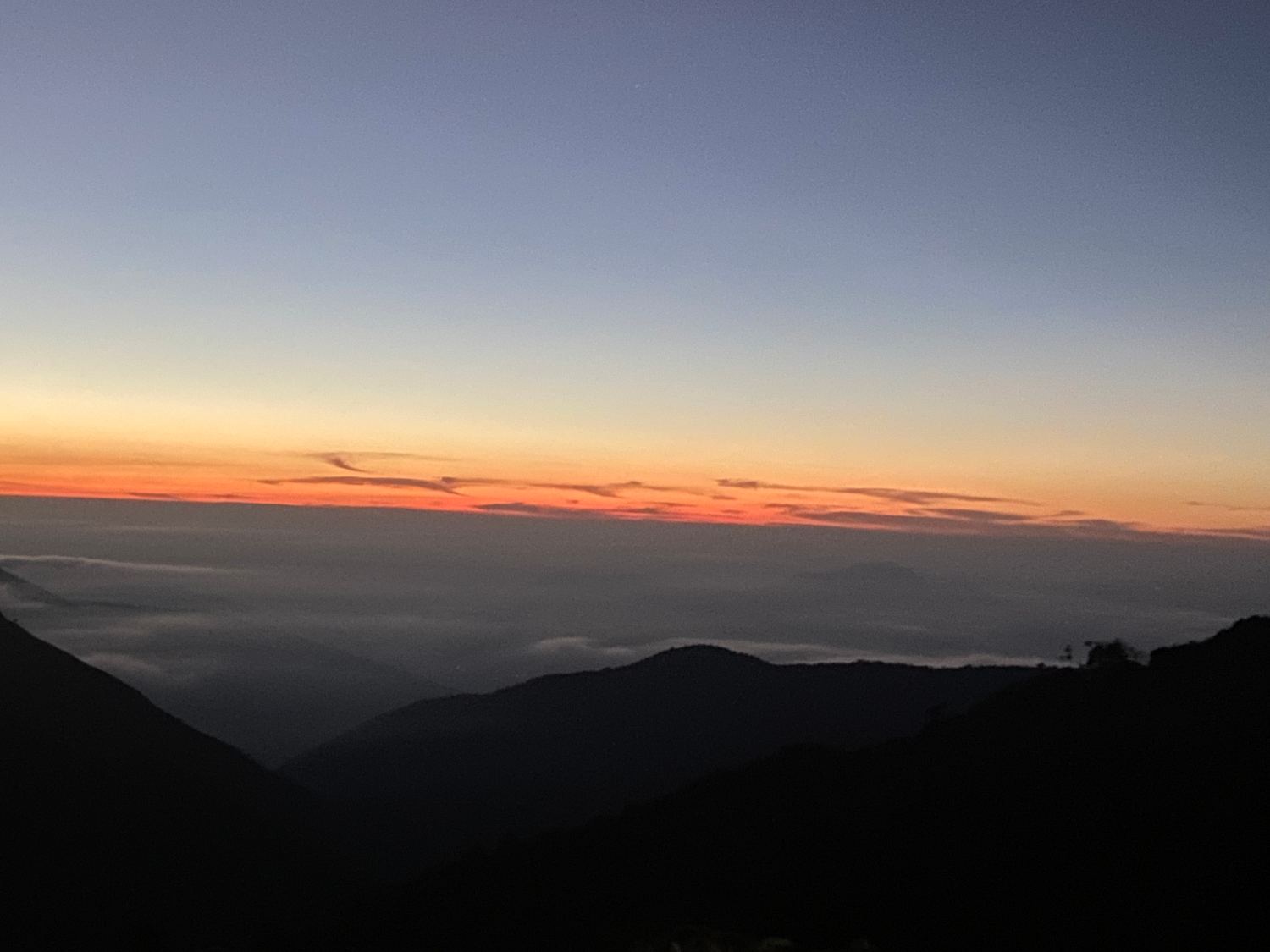 Dawn light on the Annapurna range seen from Poon Hill above Ghorepani